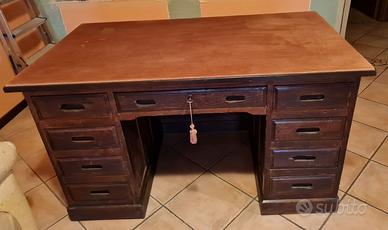 Scrivania antica primi 900