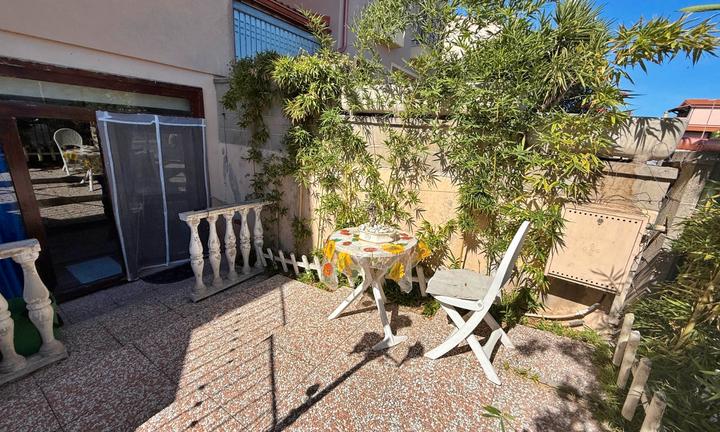 Casa indipendente con cortile - Dolianova