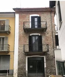 Immobile in asta di 122 m² con 2 locali a Canelli