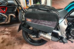 Coppia borse laterali Givi Voyager Bag