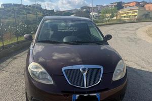 Lancia ypsilon 2008
