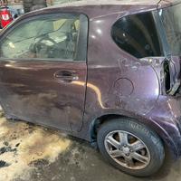 TOYOTA IQ 1.0 BENZINA PER PEZZI DI RICAMBI  1KRFE