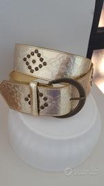 Cintura con borchie