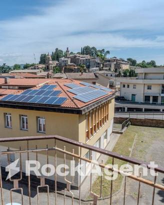 QUADRILOCALE CON GARAGE