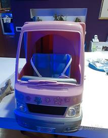 camper Barbie 