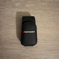 Porta occhiali per auto