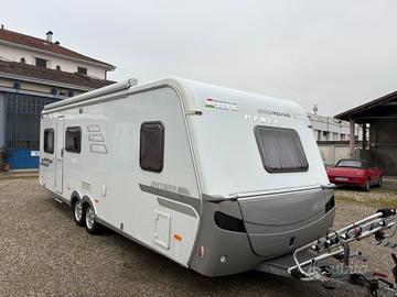 Caravan Hymer/eriba 690 - Full Optional