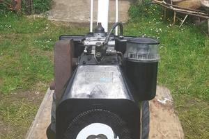 Moto coltivatore