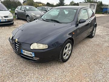 Alfa Romeo 147 1.6i 16V Twin Spark Distinctive GPL