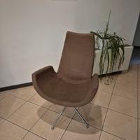 Poltrona di alta qualità, di alto
design in stock