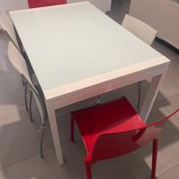 Tavolo legno e vetro