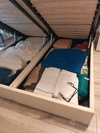 2letti  singoli con doghe e cassone 