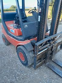 carrello elevatore frontale (Muletto)