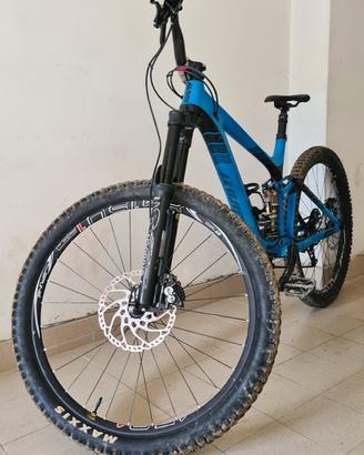 Giant Reign taglia M