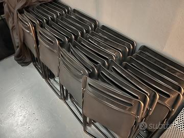 VIHALS Sedia pieghevole, nera