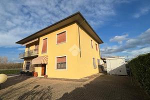 CASA SEMINDIPENDENTE A SAN MINIATO