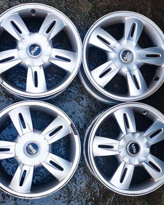 CERHI IN LEGA MINI COOPER