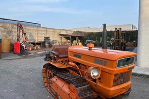 FiatTrattrice cingolata FIAT C 355 con distributor