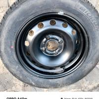gomma auto su cerchio