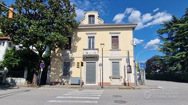 Sacile Centro 1/2 Compendio immobiliare 186K Rif.