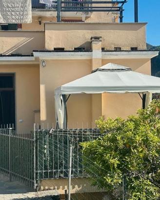 Varazze apt con terrazzo 500 m centro si animali