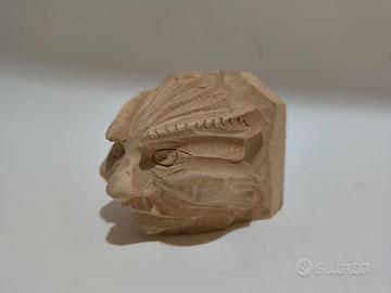 Mascherone decorativo in legno, interamente scolpi