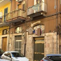 MONOLOCALE A BARLETTA