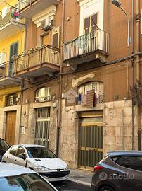 MONOLOCALE A BARLETTA