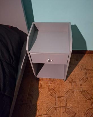 Comodino nuovo