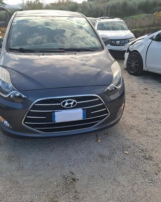 HYUNDAI IX20 BENZINA/GPL 2017 SINISTRATA MARCIANTE