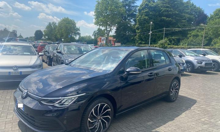 VOLKSWAGEN Golf 1.0 eTSI EVO DSG Life