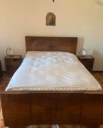 Letti e comodini, arredamento per camera