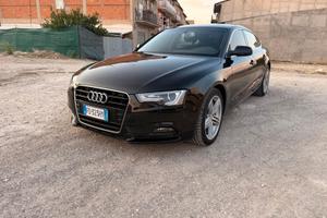 Audi a5 2.0 143cv 2012