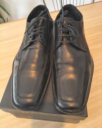 scarpe in pelle nera 43 eleganti come nuove