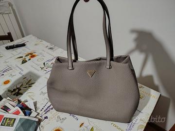 Borsa GUESS PHAEDRA (HWWG96)