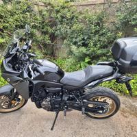 Yamaha Tracer 7 2023 accessoriata, garanzia 2028