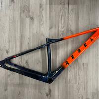 Telaio front in carbonio boost rebel