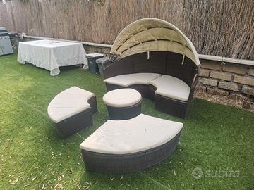 divano da giardino