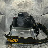 Reflex D5100 - Nero + Nikon AF-S DX Nikkor 18-55mm