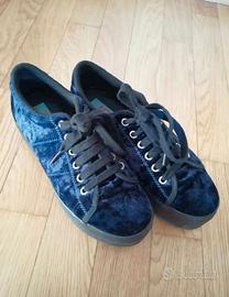 JC Play by Jeffrey Campbell