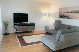 Jesolo paese centro piano terra con giardinetto