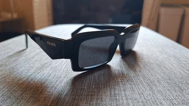 Occhiali da sole Prada