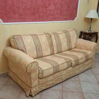 Divano classico lineare