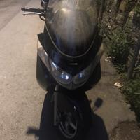 Burgman 400 del 2005