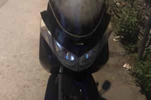 Burgman 400 del 2005