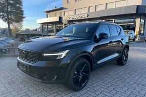 VOLVO XC40 B3 automatico BLACK EDITION KM0 PREZZ