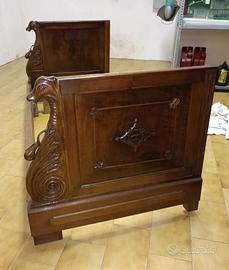 Divano in legno