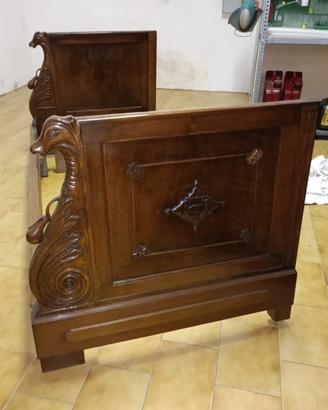 Divano in legno