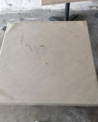  tavolini da esterno € 10.00