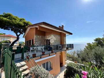 5 LOCALI A ANDORA